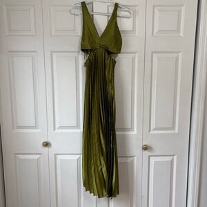 Sincerely Jules Maxi Satin Green Cutout Dress Size S